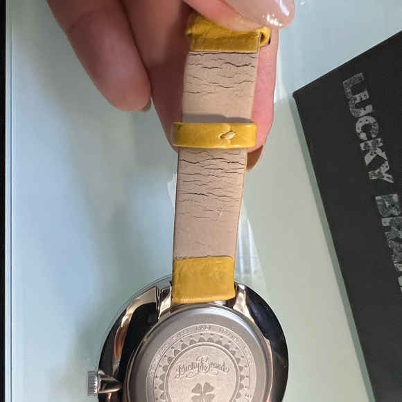 Lucky Brand Watch Lucky In Love Peace to All Everywhere - Picture 8 of 9